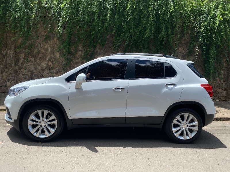 CHEVROLET TRACKER PREMIER 1.4 TURBO 2019/2019 ESTAÇÃO DO CARRO ESTRELA / Carros no Vale