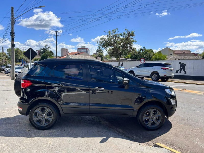 FORD ECOSPORT FREESTYLE 1.5 MEC 2018/2018 LS MULTIMARCAS VENÂNCIO AIRES / Carros no Vale