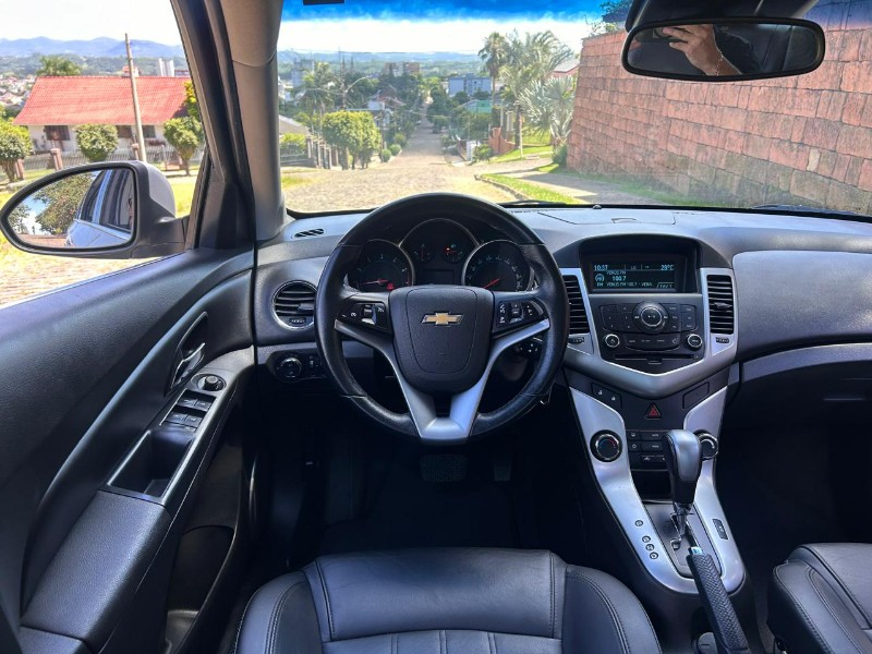 CHEVROLET CRUZE LT 1.8 16V FLEXPOWER 4P AUT. 2014/2014 LS MULTIMARCAS VENÂNCIO AIRES / Carros no Vale