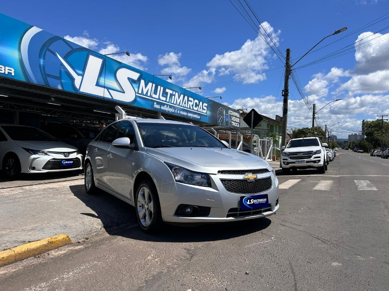 CHEVROLET CRUZE LT 1.8 16V FLEXPOWER 4P AUT. 2014/2014 LS MULTIMARCAS VENÂNCIO AIRES / Carros no Vale