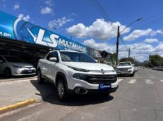 FIAT TORO FREEDOM 1.8 16V FLEX AUT. 2017/2017 LS MULTIMARCAS VENÂNCIO AIRES / Carros no Vale