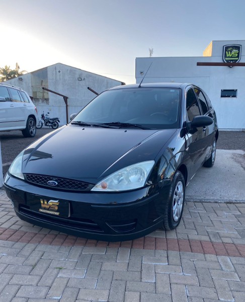 FORD FOCUS 1.6 8V FLEX 4P MANUAL 2007/2008 WS MULTIMARCAS VENÂNCIO AIRES / Carros no Vale