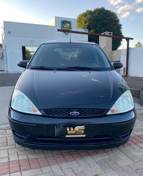 FORD FOCUS 1.6 8V FLEX 4P MANUAL 2007/2008 WS MULTIMARCAS VENÂNCIO AIRES / Carros no Vale