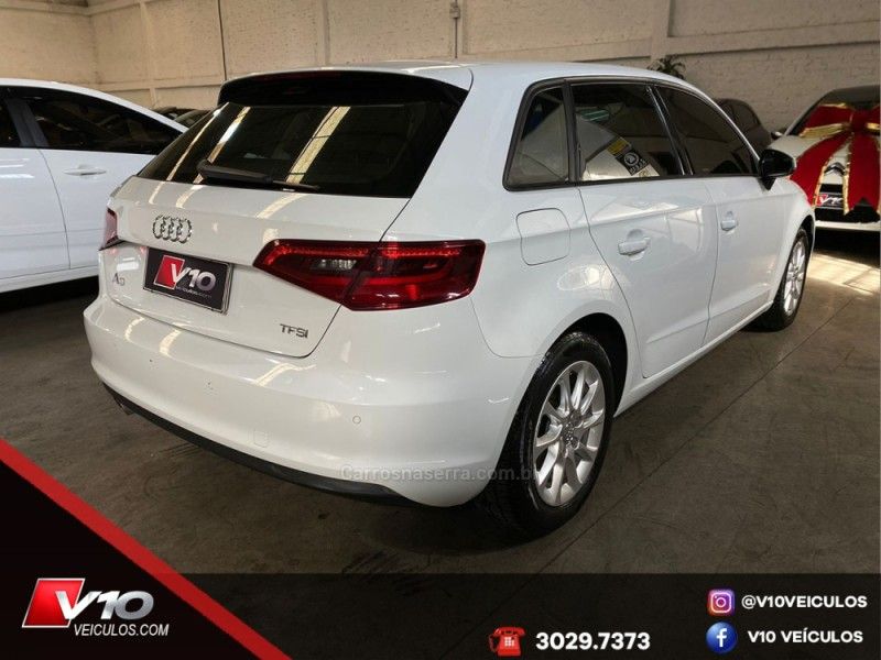 AUDI A3 1.4 TFSI SPORTBACK 16V S-TRONIC 2015/2016 V10 VEÍCULOS CAXIAS DO SUL / Carros no Vale