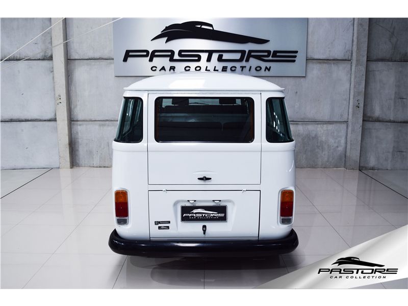 VOLKSWAGEN KOMBI 1.6 STD 8V 3P 1995/1995 PASTORE CAR COLLECTION BENTO GONÇALVES / Carros no Vale