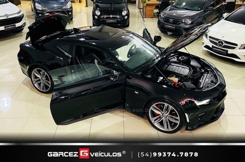 CHEVROLET CAMARO 6.2 SS COUPÉ V8 2018/2018 GARCEZ VEÍCULOS BENTO GONÇALVES / Carros no Vale