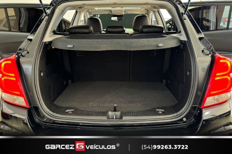 CHEVROLET TRACKER 1.4 16V PREMIER TURBO 2017/2018 GARCEZ VEÍCULOS BENTO GONÇALVES / Carros no Vale