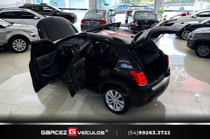 CHEVROLET TRACKER 1.4 16V PREMIER TURBO 2017/2018 GARCEZ VEÍCULOS BENTO GONÇALVES / Carros no Vale