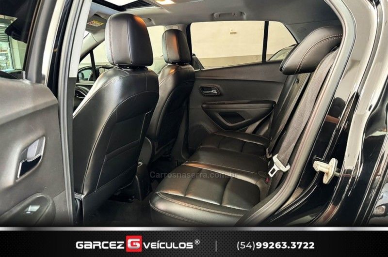 CHEVROLET TRACKER 1.4 16V PREMIER TURBO 2017/2018 GARCEZ VEÍCULOS BENTO GONÇALVES / Carros no Vale