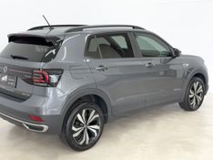 VOLKSWAGEN T-CROSS 1.0 COMFORTLINE TSI 2022/2023 FOCAR VEÍCULOS CAXIAS DO SUL / Carros no Vale