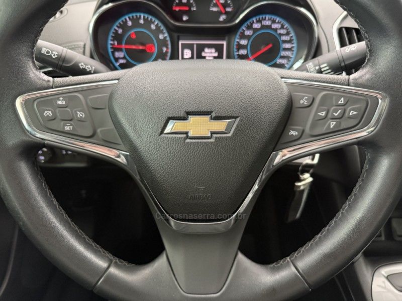 CHEVROLET CRUZE 1.4 TURBO LT 16V 2018/2018 FOCAR VEÍCULOS CAXIAS DO SUL / Carros no Vale