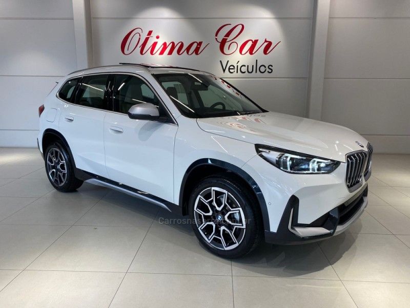 BMW X1 2.0 16V TURBO SDRIVE20I X-LINE 2024/2025 ÓTIMA CAR FLORES DA CUNHA / Carros no Vale