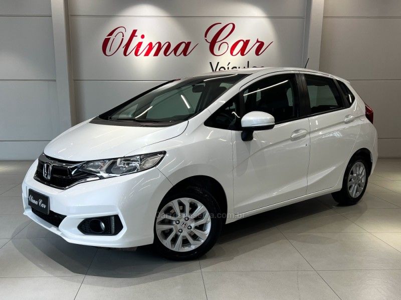 HONDA FIT 1.5 LX 16V 2019/2020 ÓTIMA CAR FLORES DA CUNHA / Carros no Vale