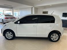 VOLKSWAGEN UP 1.0 MPI MOVE UP 12V 2017/2018 CIMIRRO AUTOMÓVEIS TAQUARA / Carros no Vale