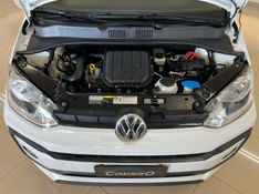 VOLKSWAGEN UP 1.0 MPI MOVE UP 12V 2017/2018 CIMIRRO AUTOMÓVEIS TAQUARA / Carros no Vale