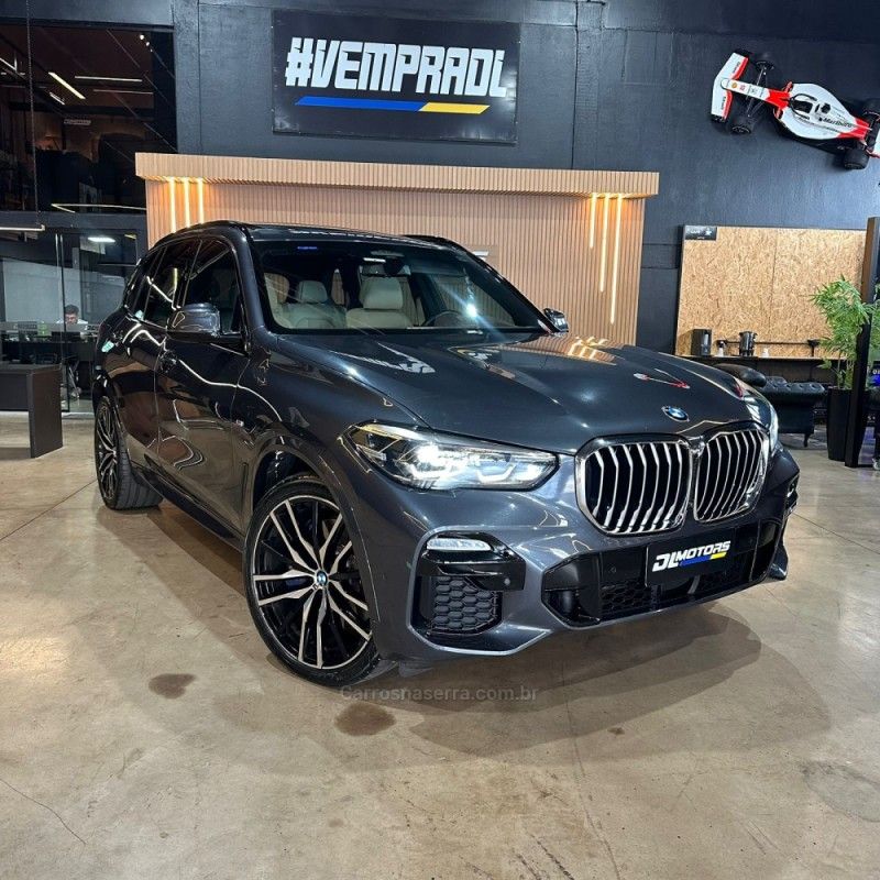 BMW X5 3.0 4X4 30D I6 TURBO 2019/2019 DL MOTORS LAJEADO / Carros no Vale