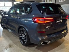 BMW X5 3.0 4X4 30D I6 TURBO 2019/2019 DL MOTORS LAJEADO / Carros no Vale