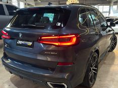 BMW X5 3.0 4X4 30D I6 TURBO 2019/2019 DL MOTORS LAJEADO / Carros no Vale