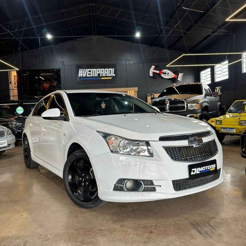 CHEVROLET CRUZE 1.8 LT 16V 2013/2013 DL MOTORS LAJEADO / Carros no Vale