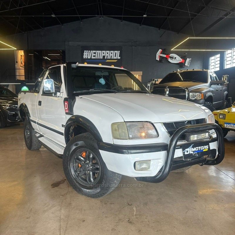 CHEVROLET S10 2.5 4X4 CS 8V TURBO 2000/2000 DL MOTORS LAJEADO / Carros no Vale