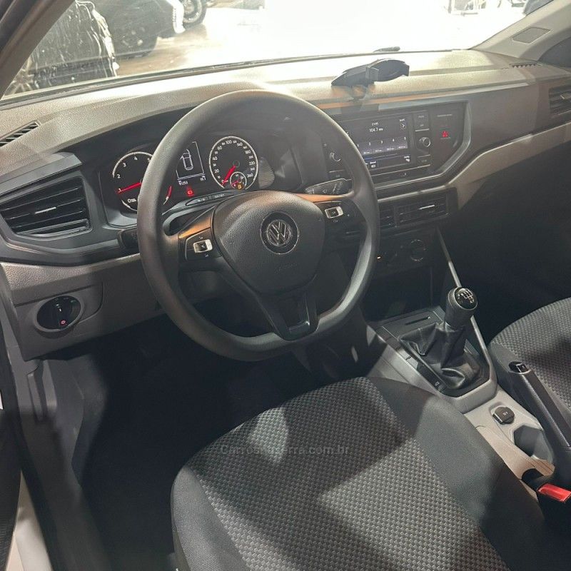 VOLKSWAGEN POLO 1.0MPI TOTAL 2019/2019 DL MOTORS LAJEADO / Carros no Vale