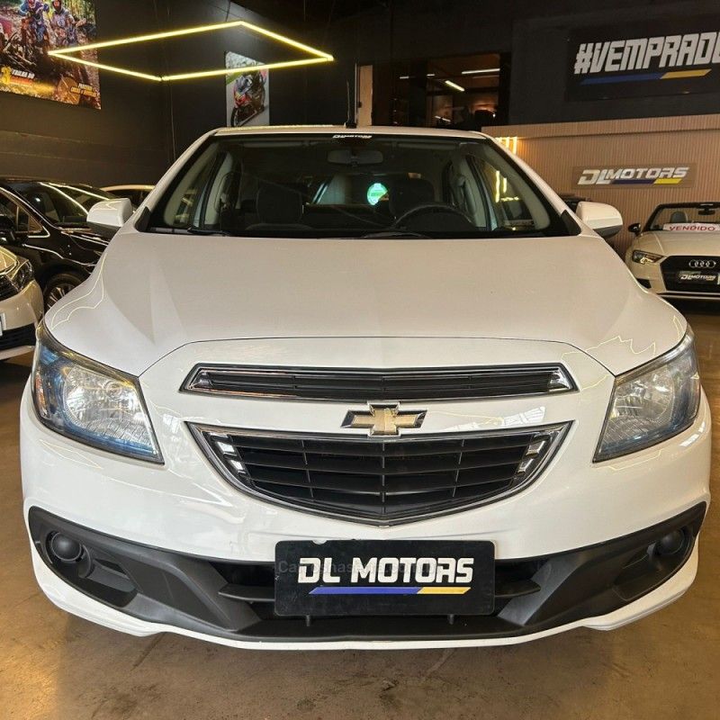 CHEVROLET PRISMA 1.4 MPFI LT 8V 2016/2016 DL MOTORS LAJEADO / Carros no Vale