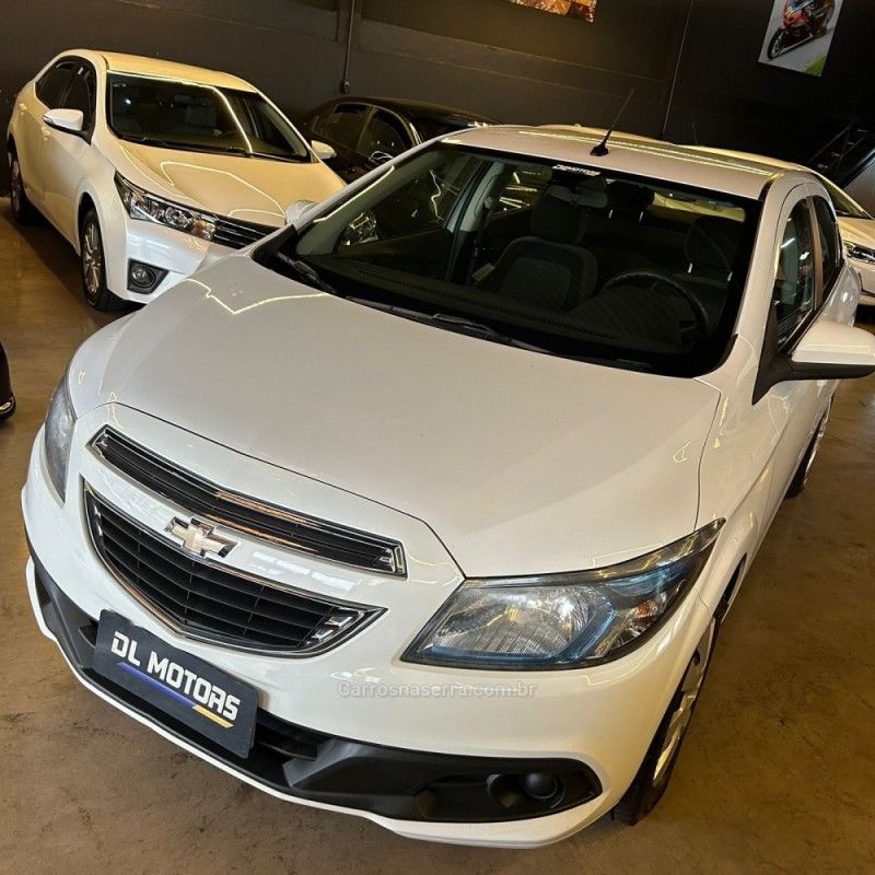 CHEVROLET PRISMA 1.4 MPFI LT 8V 2016/2016 DL MOTORS LAJEADO / Carros no Vale