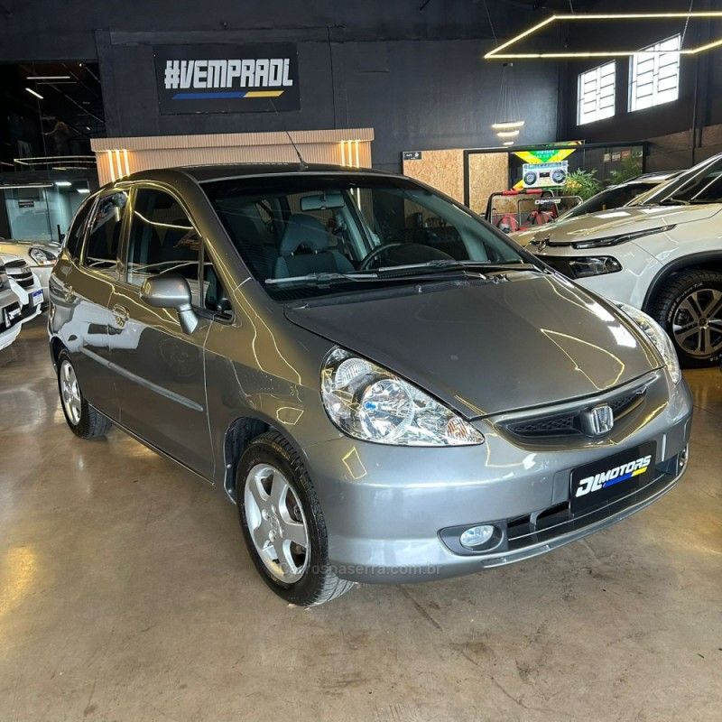 HONDA FIT 1.4 LX 8V 2004/2005 DL MOTORS LAJEADO / Carros no Vale