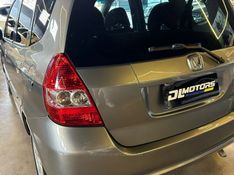 HONDA FIT 1.4 LX 8V 2004/2005 DL MOTORS LAJEADO / Carros no Vale