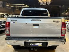 TOYOTA HILUX 2.7 SRV 4X4 CD 16V 2015/2015 DL MOTORS LAJEADO / Carros no Vale