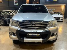 TOYOTA HILUX 2.7 SRV 4X4 CD 16V 2015/2015 DL MOTORS LAJEADO / Carros no Vale