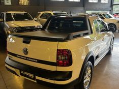 VOLKSWAGEN SAVEIRO 1.6 CROSS CE 8V 2014/2014 DL MOTORS LAJEADO / Carros no Vale