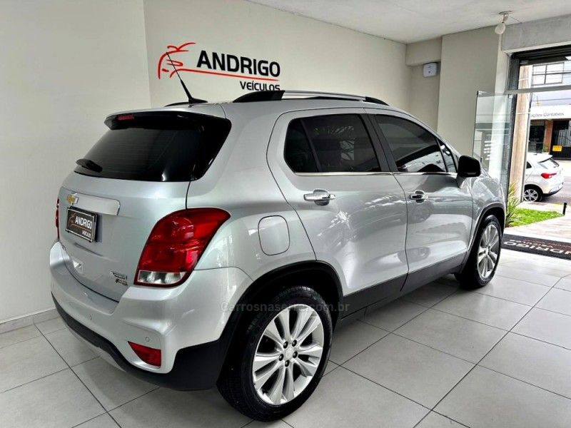 CHEVROLET TRACKER 1.4 16V PREMIER TURBO 2018/2018 ANDRIGO VEÍCULOS CAXIAS DO SUL / Carros no Vale