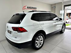 VOLKSWAGEN TIGUAN 1.4 ALLSPACE COMFORT 250 TSI 2018/2018 ANDRIGO VEÍCULOS CAXIAS DO SUL / Carros no Vale