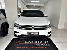 VOLKSWAGEN TIGUAN 1.4 ALLSPACE COMFORT 250 TSI 2018/2018 ANDRIGO VEÍCULOS CAXIAS DO SUL / Carros no Vale