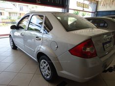 FORD FIESTA 1.6 MPI CLASS SEDAN 8V 2009/2009 BOURSCHEID CARROS E MOTOS SANTA CLARA DO SUL / Carros no Vale