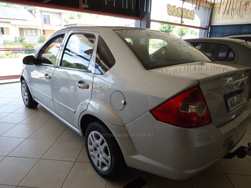 FORD FIESTA 1.6 MPI CLASS SEDAN 8V 2009/2009 BOURSCHEID CARROS E MOTOS SANTA CLARA DO SUL / Carros no Vale