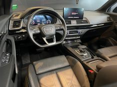 Audi Q5 S-Line Black 2.0 TFSI Quat S-Tronic 2021/2021 CONCEPT MOTORS PASSO FUNDO / Carros no Vale