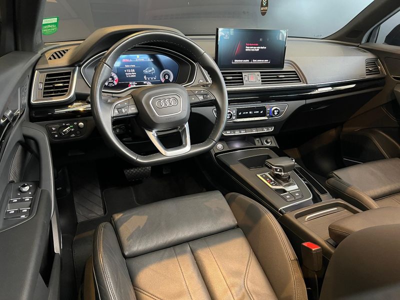 Audi Q5 S-Line Black 2.0 TFSI Quat S-Tronic 2021/2021 CONCEPT MOTORS PASSO FUNDO / Carros no Vale