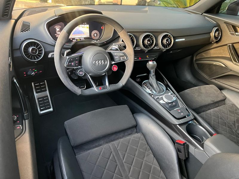 Audi Tt Rs 2.5 TFSI QUATTRO S Tronic 2020/2021 CONCEPT MOTORS PASSO FUNDO / Carros no Vale