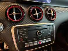 Mercedes-Benz Classe A AMG 4MATIC 2.0 Turbo Aut. 2015/2016 CONCEPT MOTORS PASSO FUNDO / Carros no Vale