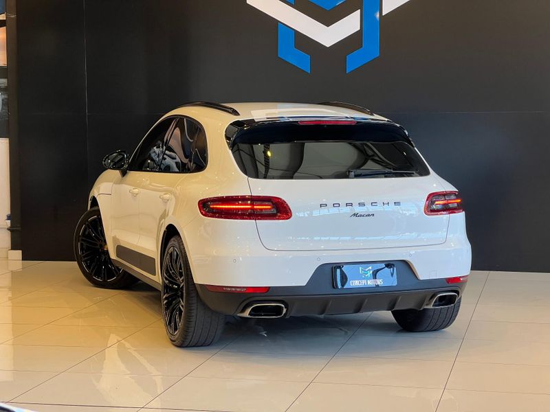 Porsche Macan 2.0 Turbo 2015/2016 CONCEPT MOTORS PASSO FUNDO / Carros no Vale