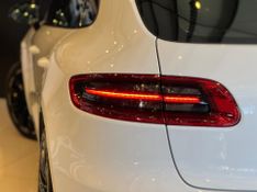 Porsche Macan 2.0 Turbo 2015/2016 CONCEPT MOTORS PASSO FUNDO / Carros no Vale