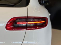 Porsche Macan 2.0 Turbo 2015/2016 CONCEPT MOTORS PASSO FUNDO / Carros no Vale