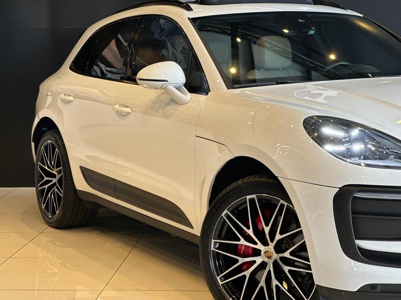 Porsche Macan 2.0 Turbo 2022/2022 CONCEPT MOTORS PASSO FUNDO / Carros no Vale