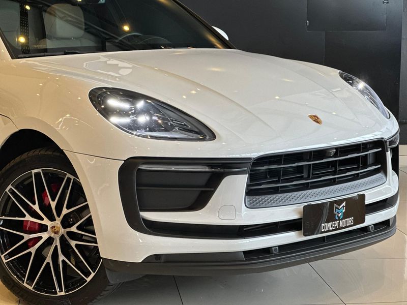 Porsche Macan 2.0 Turbo 2022/2022 CONCEPT MOTORS PASSO FUNDO / Carros no Vale