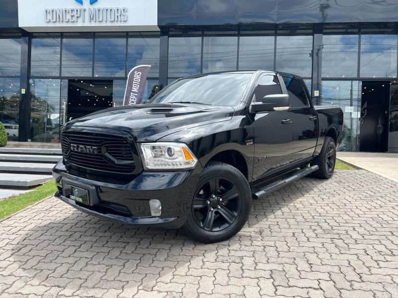 Ram Classic LARAMIE NIGHT ED 5.7 4X4 Aut. 2022/2022 CONCEPT MOTORS PASSO FUNDO / Carros no Vale