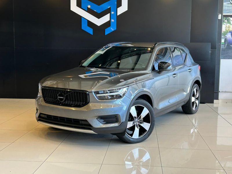 Volvo XC40 T-5 MOMENTUM 2.0 252cv AWD 2019/2019 CONCEPT MOTORS PASSO FUNDO / Carros no Vale