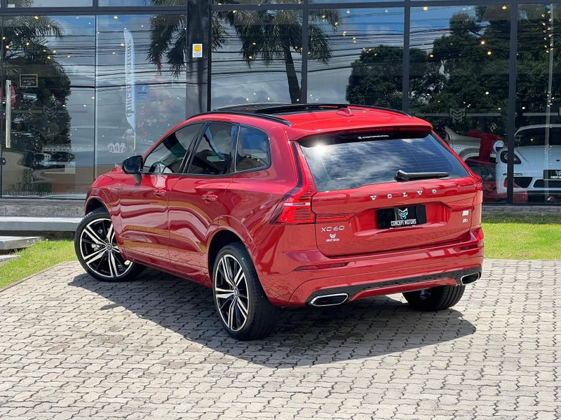 Volvo XC60 T-8 R-DESIGN 2.0 (HÃ­brido) 2021/2021 CONCEPT MOTORS PASSO FUNDO / Carros no Vale