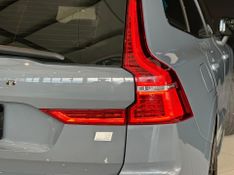 Volvo XC60 T-8 Ultim.Dark 2.0 AWD (HÃ­brido) 2022/2023 CONCEPT MOTORS PASSO FUNDO / Carros no Vale